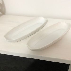 5 for $25. Pair of corn on the cob serving plates. Made in England.